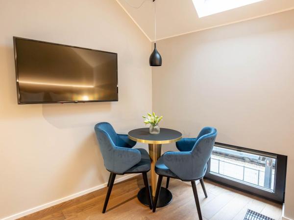 Binario 934 Smart Hotel : photo 3 de la chambre chambre supérieure mansardée lit queen-size