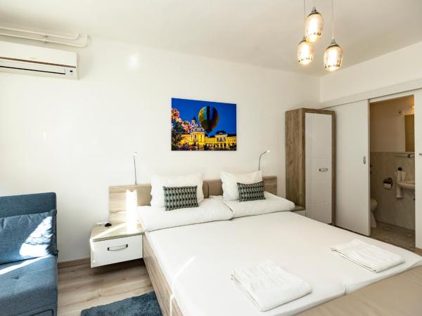 Dobó Vendégház : photo 2 de la chambre chambre double ou lits jumeaux