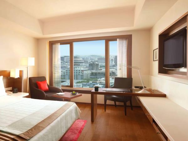 Trident Nariman Point : photo 2 de la chambre chambre double ou lits jumeaux premier - vue sur ville