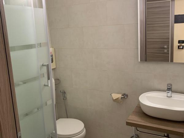 Hotel Cairoli : photo 9 de la chambre chambre double