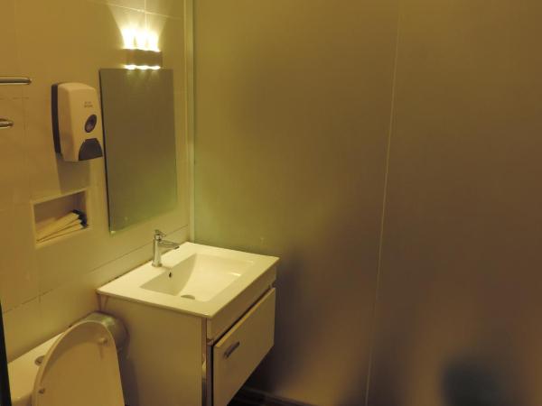 Golden Leaf Hotel Danga Bay 5 minutes Hospital Hsa,Zoo,Angsana Mall,20 minutes Utm, Legoland : photo 2 de la chambre suite familiale