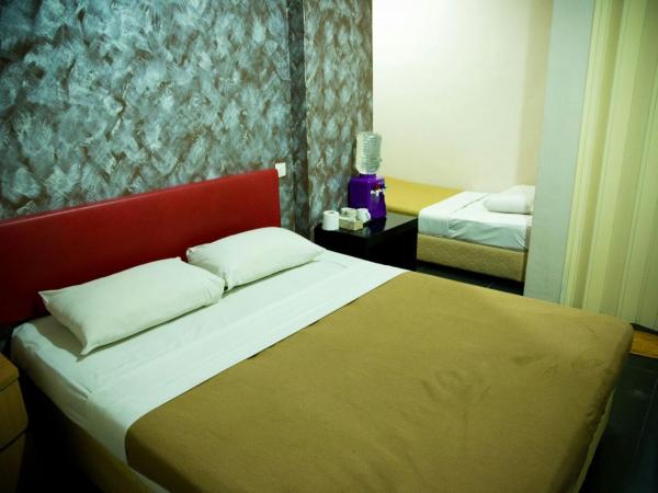 Golden Leaf Hotel Danga Bay 5 minutes Hospital Hsa,Zoo,Angsana Mall,20 minutes Utm, Legoland : photo 1 de la chambre chambre triple standard
