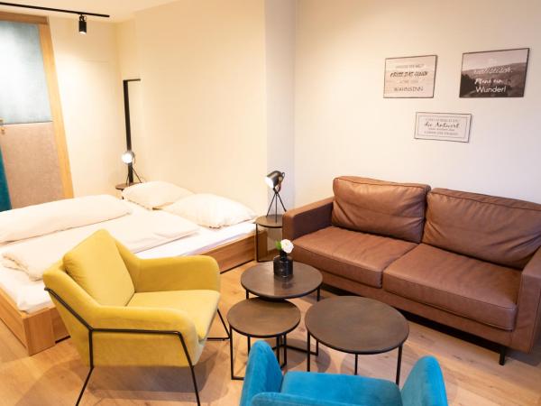 Roomie Alps Design Hostel : photo 3 de la chambre chambre double