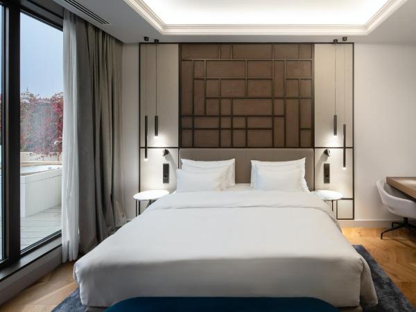 Radisson Collection Hotel, Magdalena Plaza Sevilla : photo 1 de la chambre chambre collection premium avec terrasse