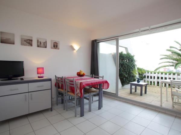 Rivages d'Ulysse Port Camargue : photo 5 de la chambre appartement 1 chambre avec alcôve (4 adultes + 2 enfants)