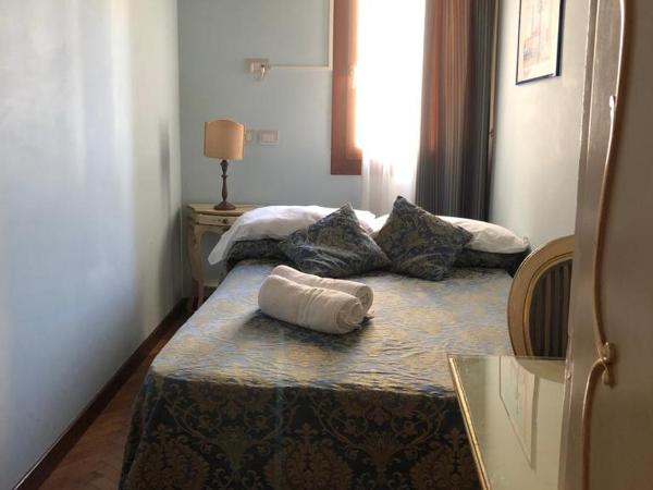 Alloggi Santa Sofia : photo 1 de la chambre chambre double Économique