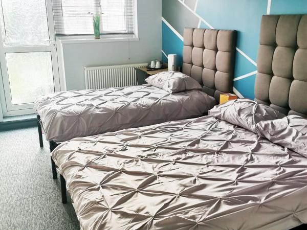 Bankwell Guest House : photo 1 de la chambre chambre double ou lits jumeaux avec salle de bains privative