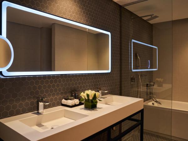 Novotel Jumeirah Village Triangle : photo 1 de la chambre chambre lit king-size deluxe