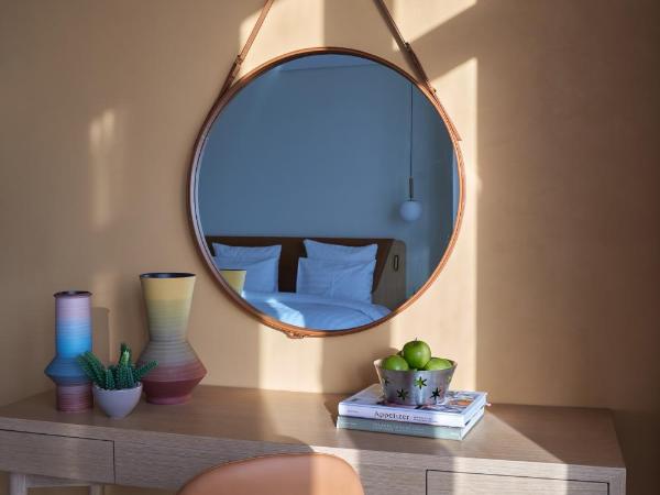 Novotel Jumeirah Village Triangle : photo 5 de la chambre suite de luxe avec vue sur la ville