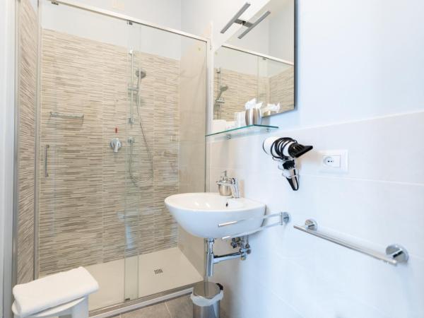 Albergo Centrale : photo 4 de la chambre chambre double ou lits jumeaux