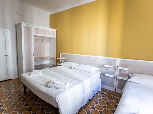 Albergo Centrale : photo 1 de la chambre chambre quadruple