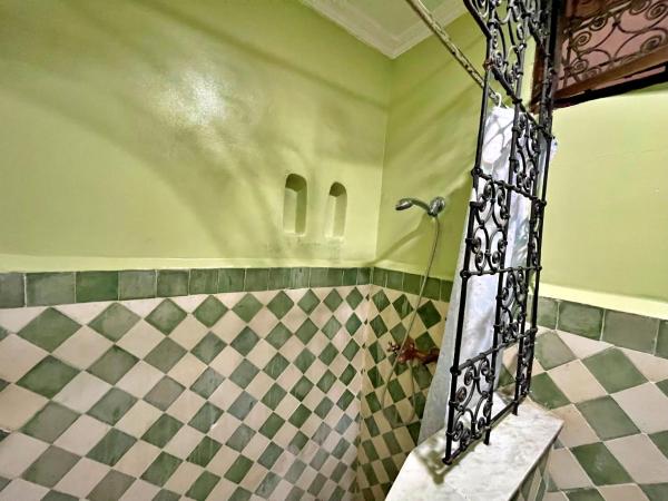 Riad Dar Guennoun : photo 3 de la chambre chambre supérieure sophia