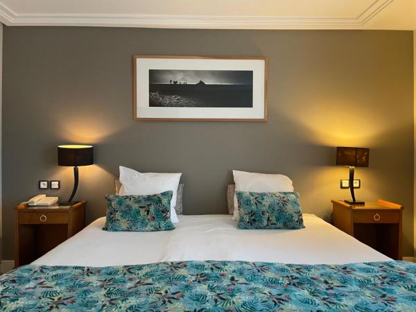 Hôtel de France et Chateaubriand : photo 8 de la chambre chambre double ou lits jumeaux confort 