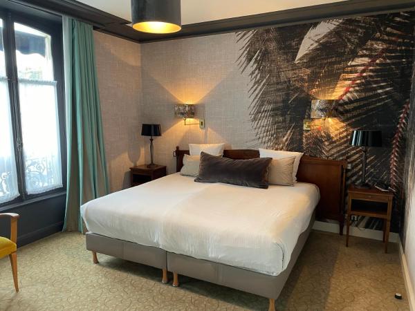 Hôtel de France et Chateaubriand : photo 5 de la chambre chambre double ou lits jumeaux prestige