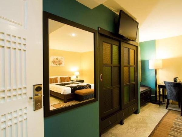 Baan PhuAnda Phuket : photo 6 de la chambre chambre standard lit queen-size