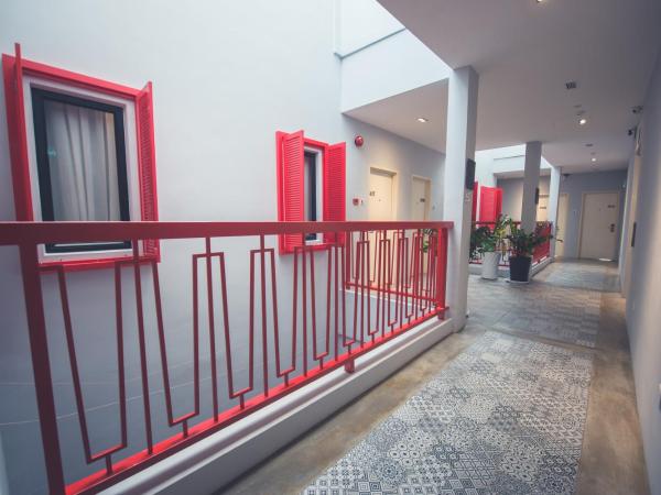 HOTEL CIQ, JALAN TRUS : photo 10 de la chambre chambre triple