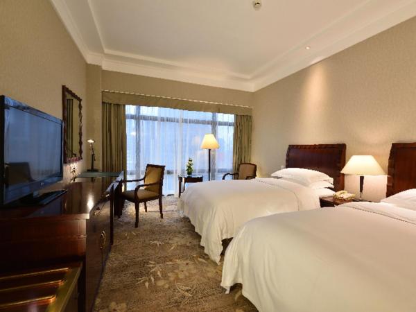 Hotel Equatorial Shanghai : photo 2 de la chambre chambre lits jumeaux club