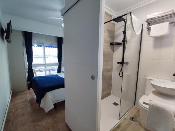 Hostal Lucy : photo 7 de la chambre chambre double ou lits jumeaux