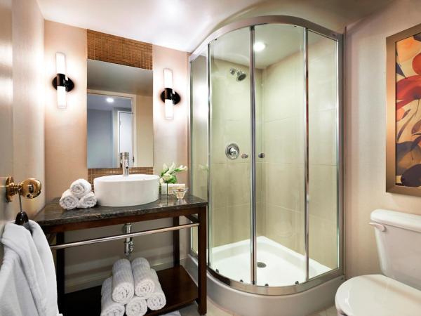 The Prince George Hotel : photo 5 de la chambre suite lit king-size avec canapé-lit