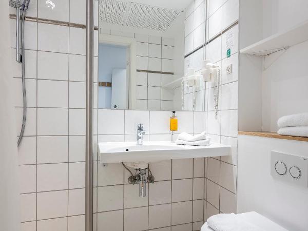 Go Hotel Ansgar : photo 3 de la chambre chambre lits jumeaux