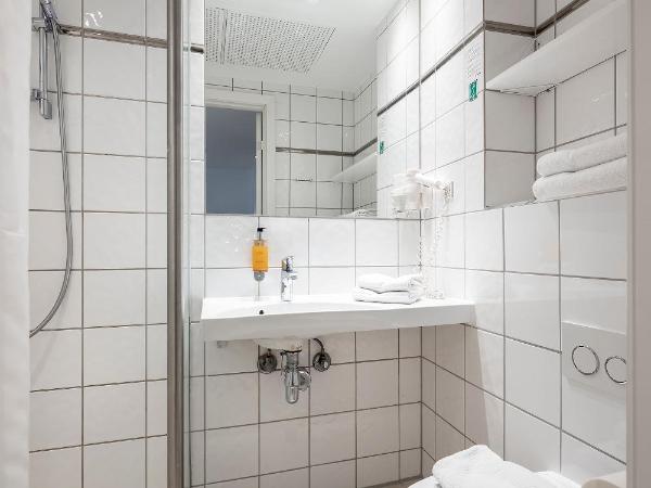 Go Hotel Ansgar : photo 2 de la chambre chambre triple