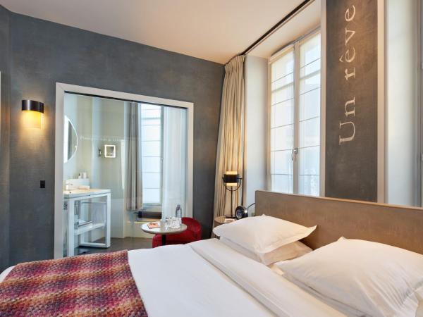 Le Pavillon des Lettres : photo 5 de la chambre chambre deluxe double ou lits jumeaux