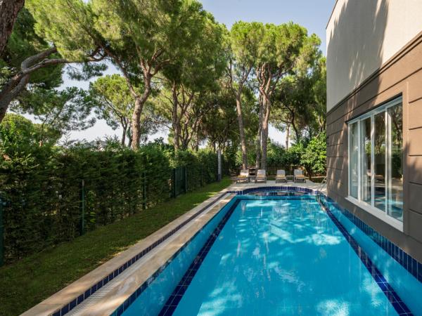 Papillon Ayscha Resort & Spa : photo 1 de la chambre villa avec piscine privée