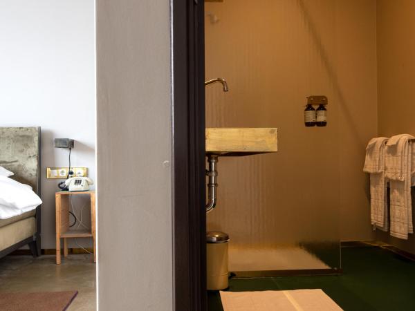 Hotel Piet Hein Eek : photo 2 de la chambre chambre double standard