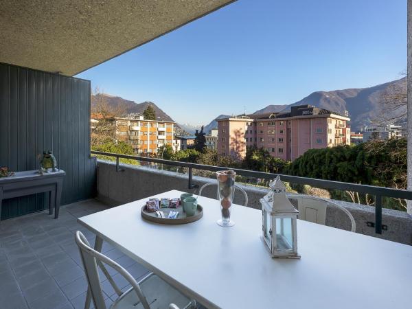 GuestHouse Lugano Center by LR : photo 2 de la chambre studio avec vue sur lac