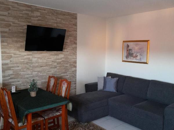 Zöld Sziget Vendégház : photo 2 de la chambre studio (4 adultes) 