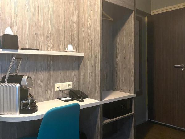 XO Hotels City Centre : photo 4 de la chambre chambre simple sans fenêtre
