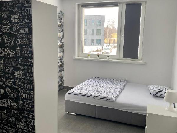 Astra Katowice - Aparthotel : photo 3 de la chambre chambre double standard