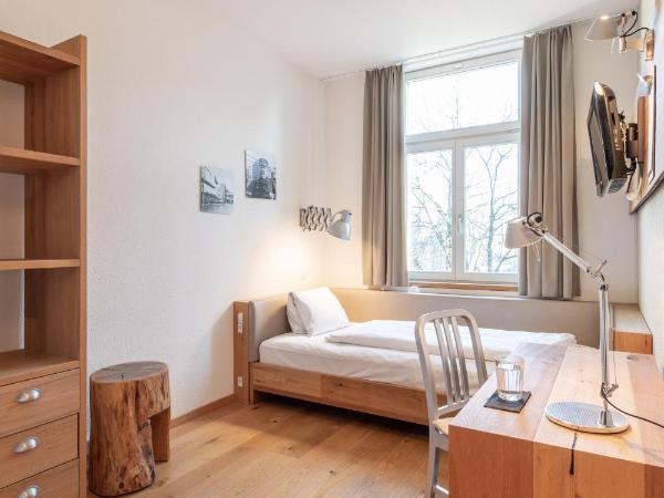 Alpenblick Bern - kind of a hotel : photo 1 de la chambre chambre simple standard avec douche