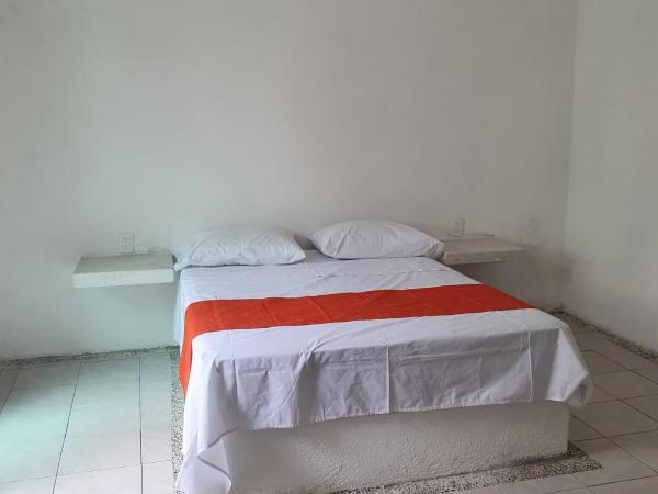 Riviera Bonfil : photo 5 de la chambre chambre deluxe avec 2 lits queen-size