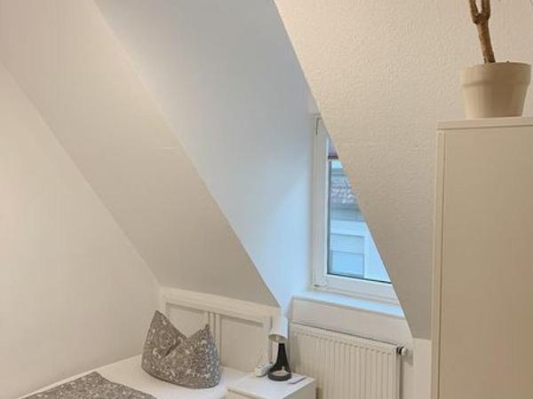 Hostel Nuremberg : photo 1 de la chambre chambre simple avec toilettes et douche communes