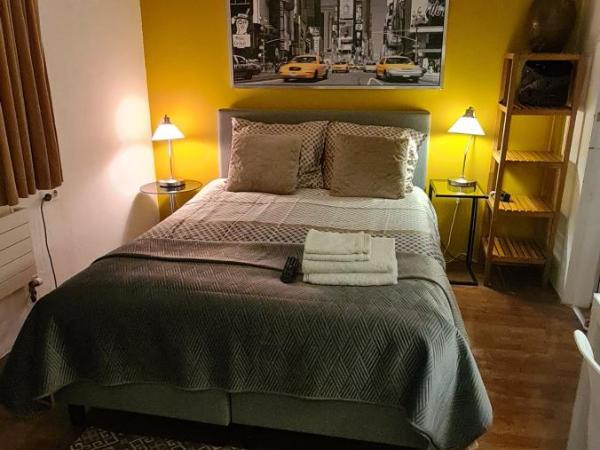 Mi BnB Amsterdam : photo 5 de la chambre chambre double avec salle de bains privative