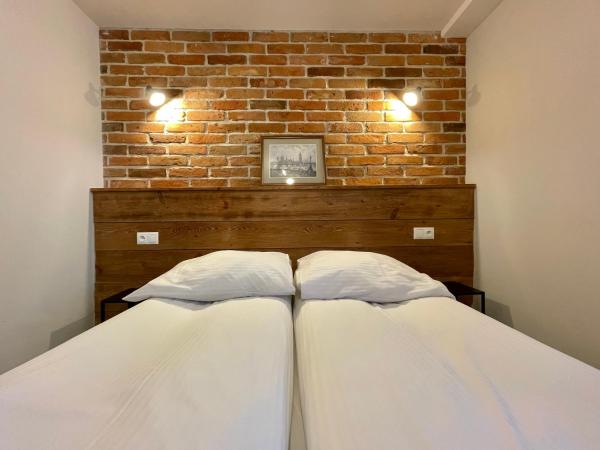 Pensjonat Winnica : photo 7 de la chambre chambre double standard avec ventilateur