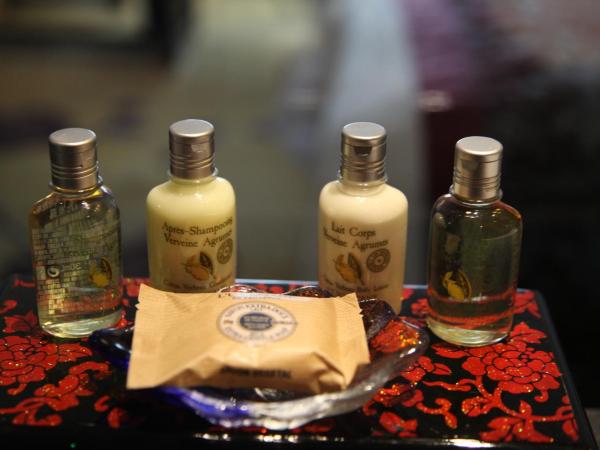 Garden Hotel Suzhou : photo 2 de la chambre chambre lit king-size nanzhi