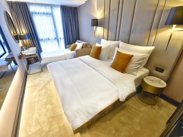 Grand Hotel Adriatic : photo 7 de la chambre chambre triple supérieure