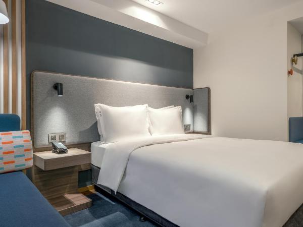 Holiday Inn Express Qingdao City Center, an IHG Hotel : photo 2 de la chambre chambre double supérieure