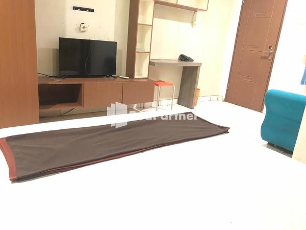 Seungit Syariah Inn Tebet Mitra RedDoorz : photo 1 de la chambre chambre double deluxe