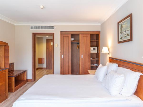 IC Hotels Airport : photo 2 de la chambre suite senior