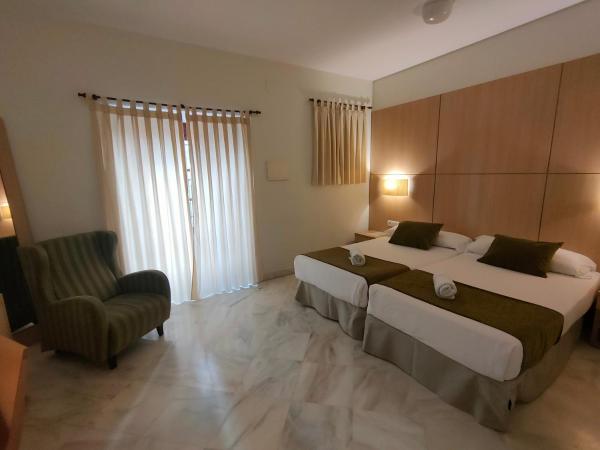Hotel Boutique Convento Cádiz : photo 1 de la chambre chambre lits jumeaux supérieure