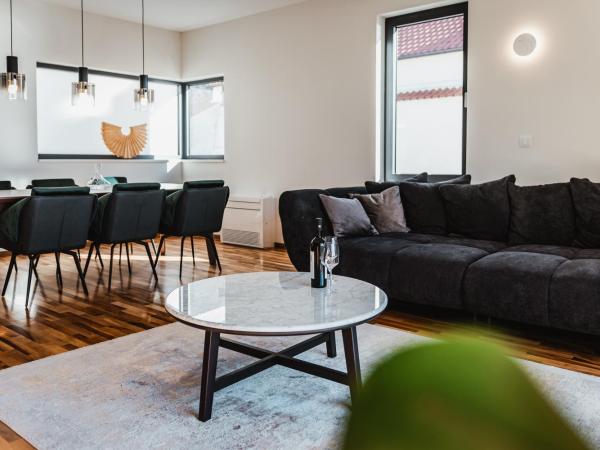 Armerun Heritage Hotel & Residences : photo 10 de la chambre appartement 3 chambres de luxe avec terrasse et sauna