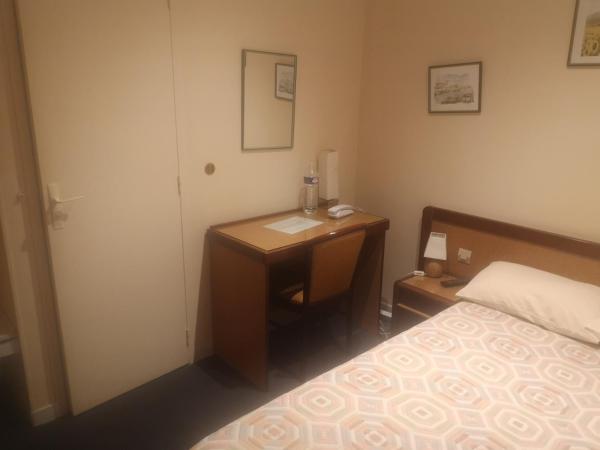 Hotel les Troenes : photo 2 de la chambre chambre simple - vue sur jardin