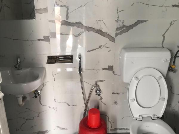 SM MANSION near Harbour & High court : photo 7 de la chambre chambre double standard