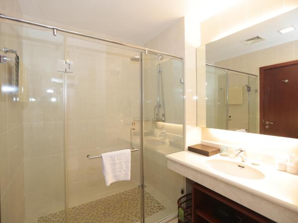 Inner Mongolia Grand Hotel : photo 5 de la chambre chambre lit king-size standard