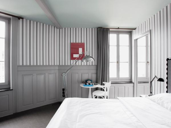 Boutique & Art Hotel Helvetia : photo 6 de la chambre grande chambre double 