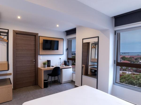 White Luxury : photo 6 de la chambre chambre double standard - vue sur ville