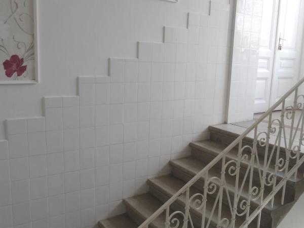 AntikGarden 39 Vendégház : photo 3 de la chambre chambre familiale avec salle de bains privative